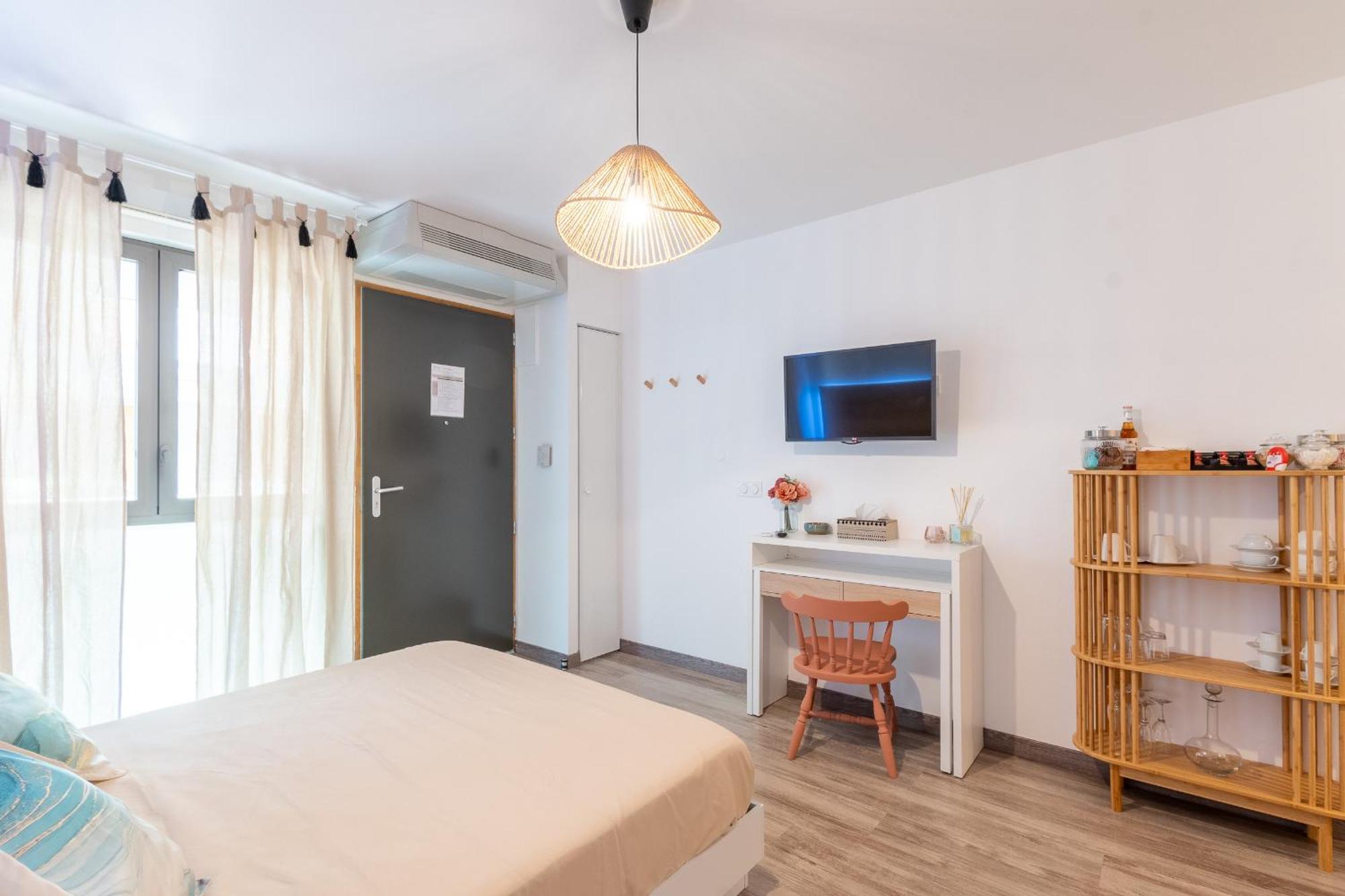 Éguilles Le Petit Patio Fleuri 아파트 호텔 외부 사진